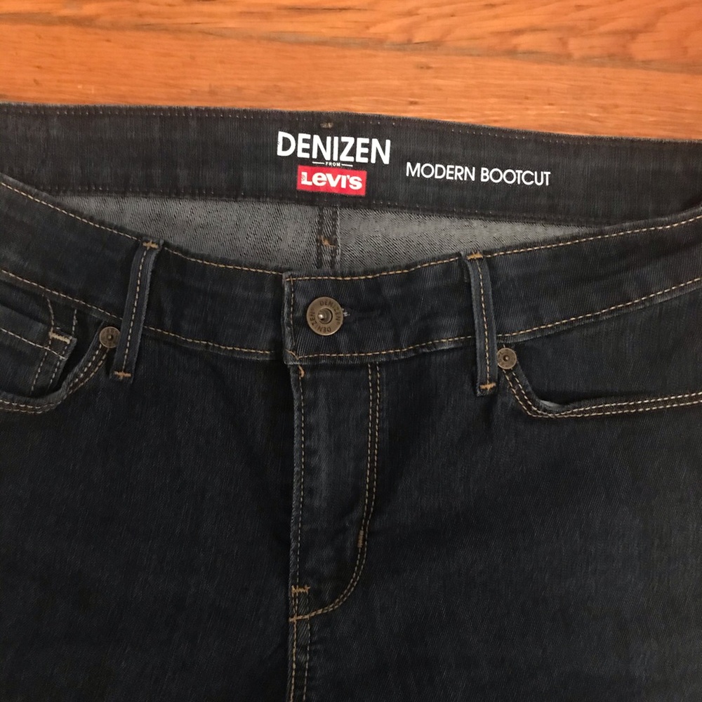 Modern Boot Cut Women’s Jeans - Picture 2 of 4